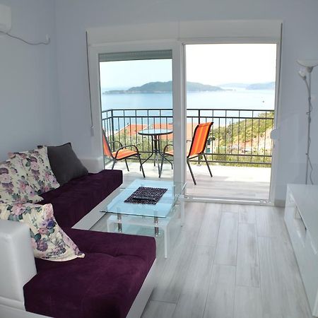 Apartments Mm Свети Стефан Екстериор снимка
