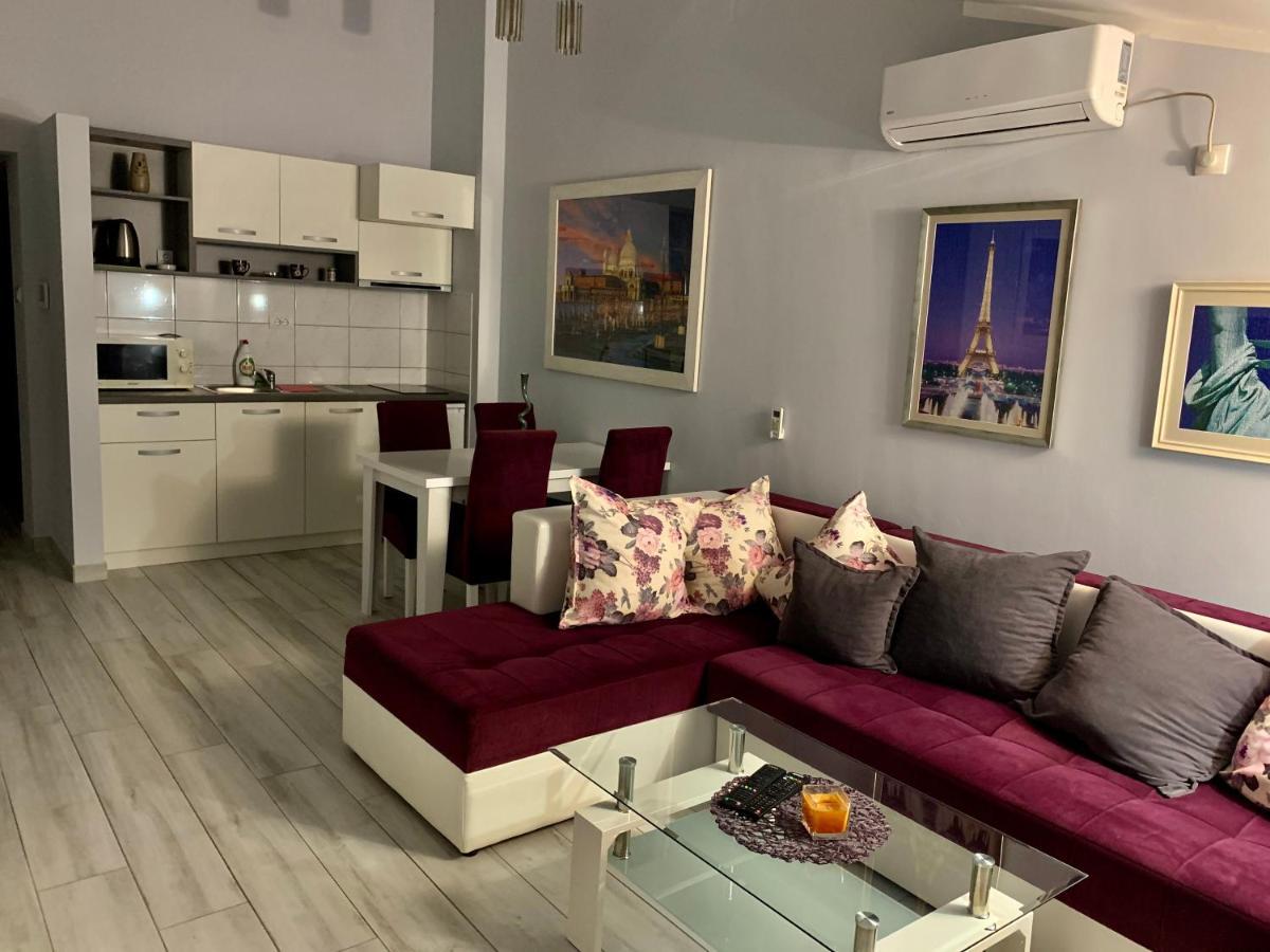 Apartments Mm Свети Стефан Екстериор снимка